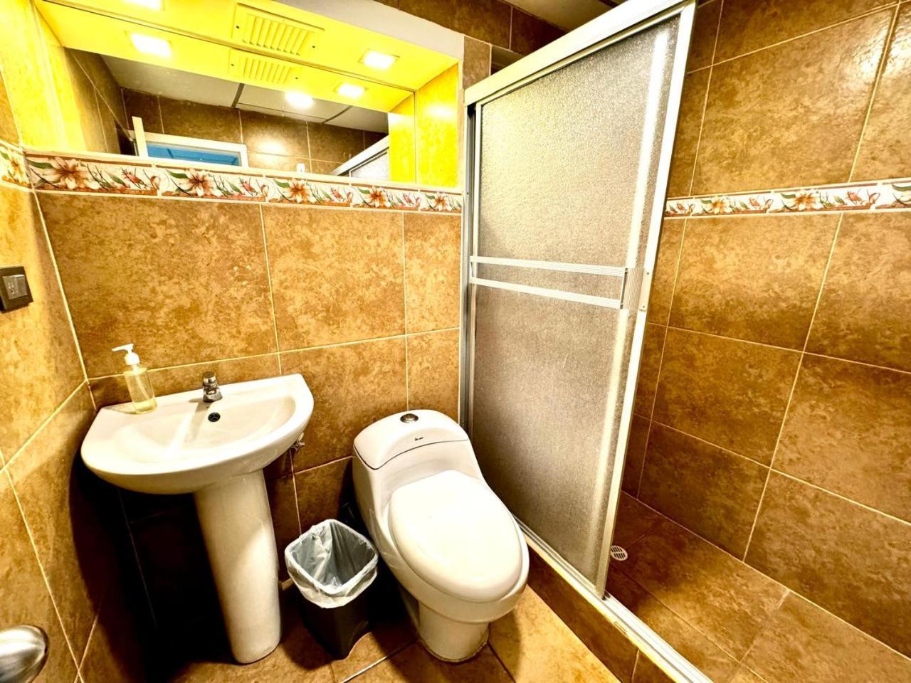 Hostal Muyuyo Puerto Ayora  Exteriér fotografie