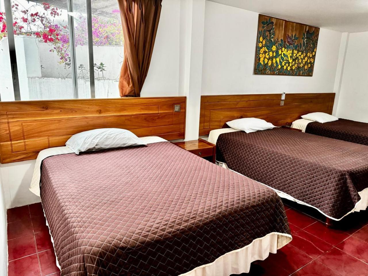 Hostal Muyuyo Puerto Ayora  Exteriér fotografie