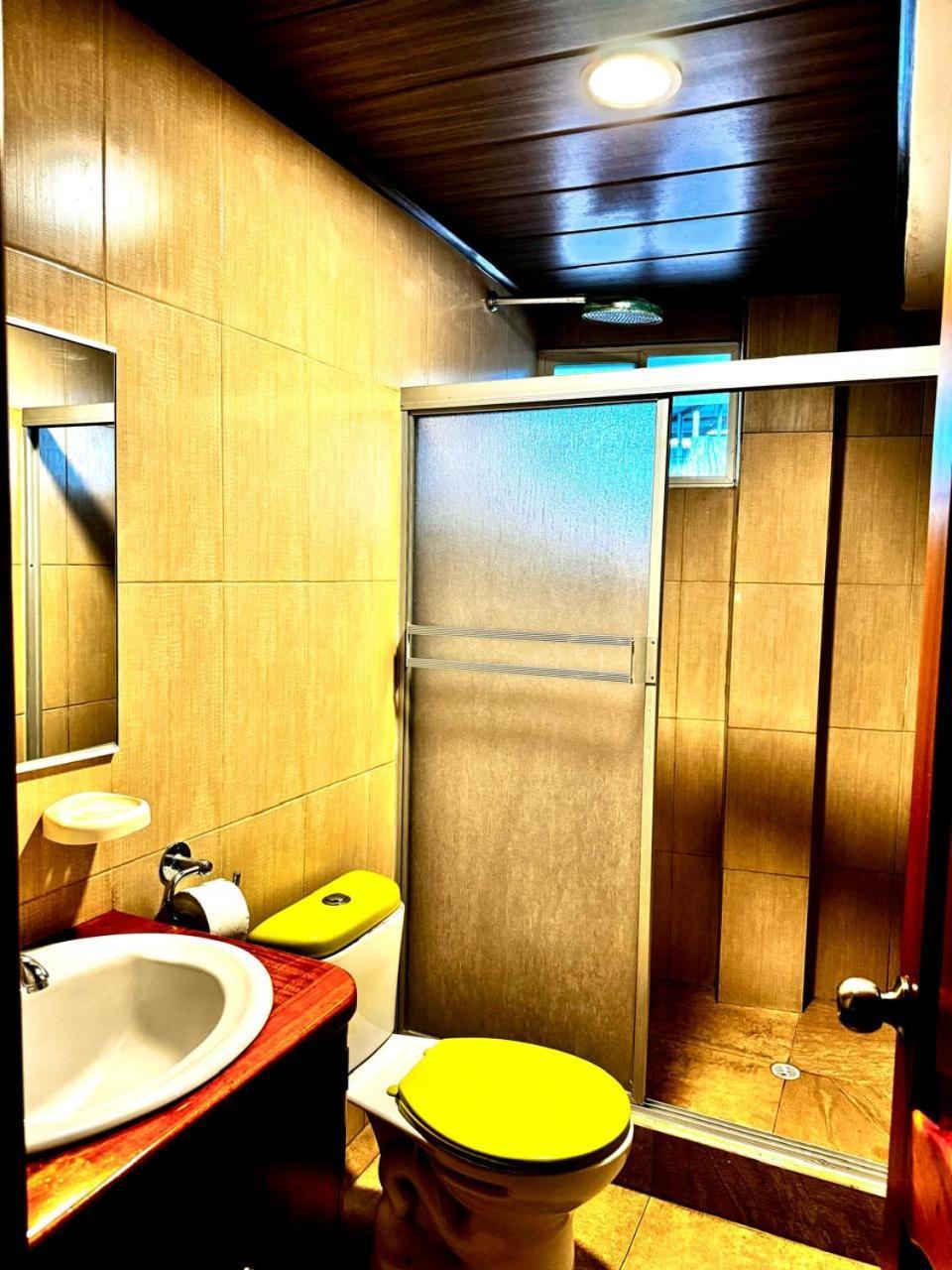 Hostal Muyuyo Puerto Ayora  Exteriér fotografie